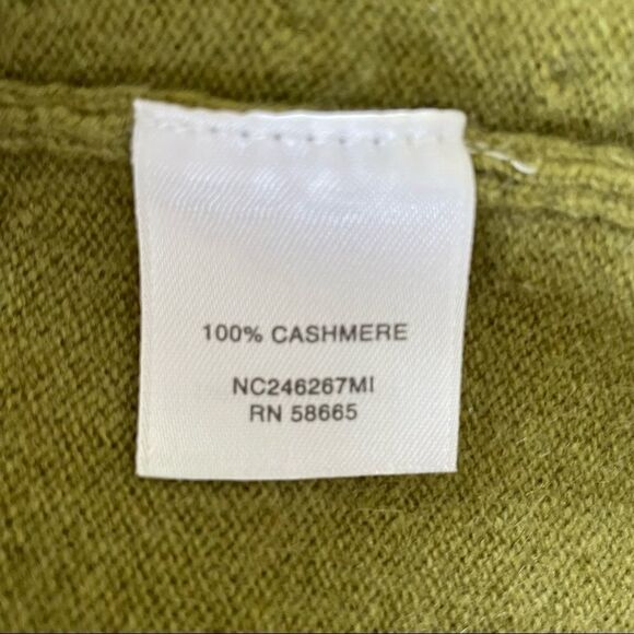 Nordstrom Collection ~ 100% Cashmere Cardigan ~ Size XSmall - Picture 5 of 6